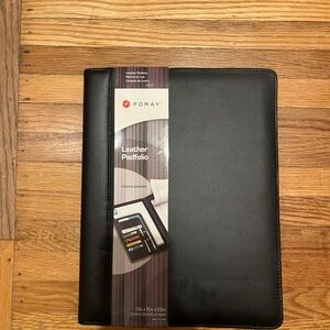 Foray Black Leather Padfolio